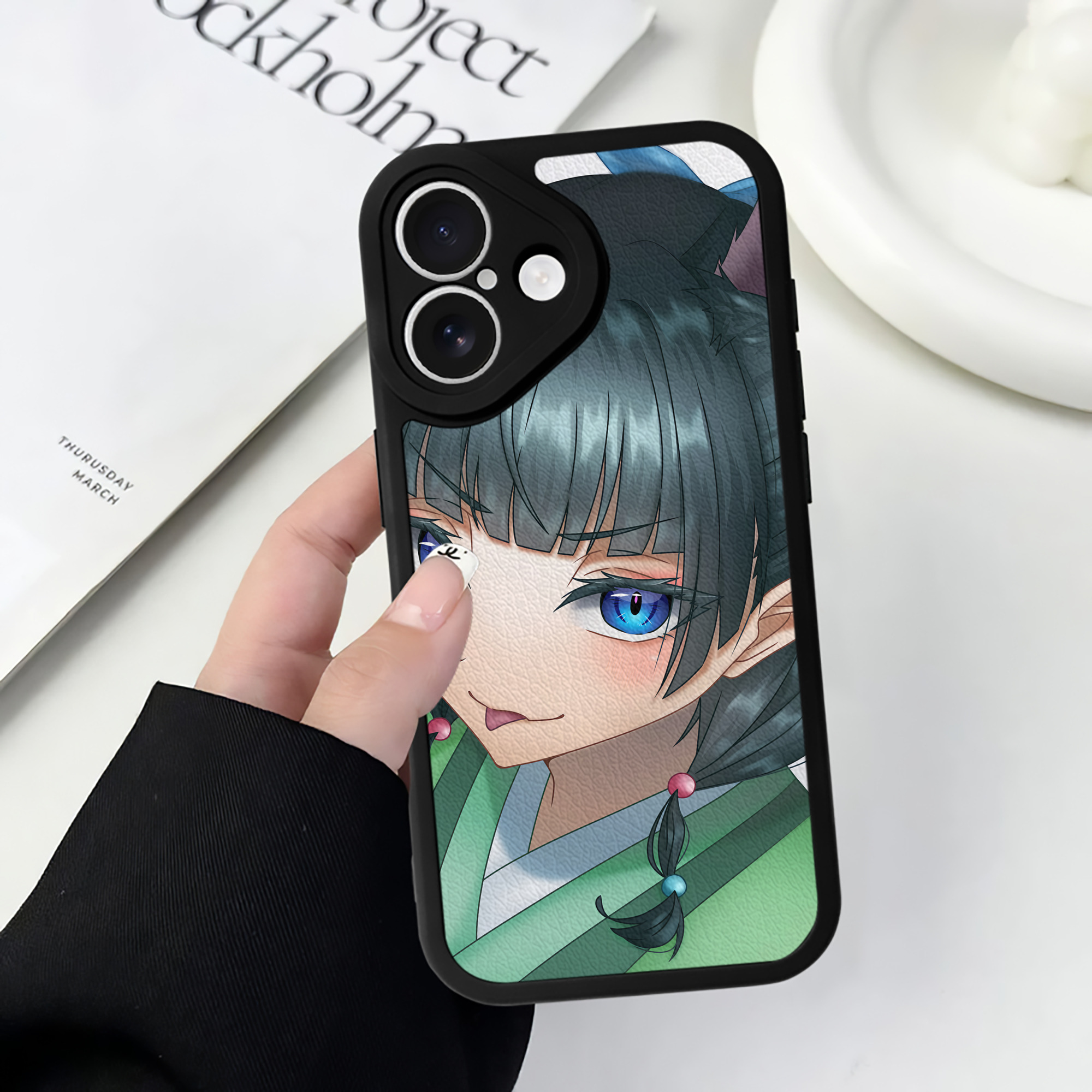 （画像用） 薬屋のひとりごと The Apothecary Diaries 【iPhone 16シリーズ対応】シリコンスマホケース（レザー調） 材質：シリコン